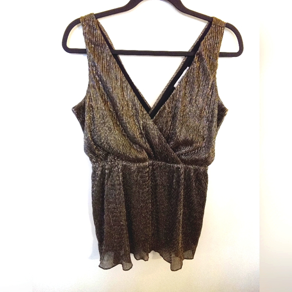 Ricki's Women's Gold Metallic Sleeveless Plisse Crossover Front Top Fits Medium